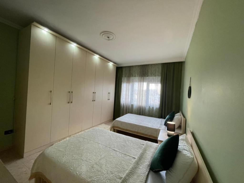 Apartment Npazar Tirana